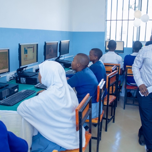 Camara Education Tanzania - Training (12)