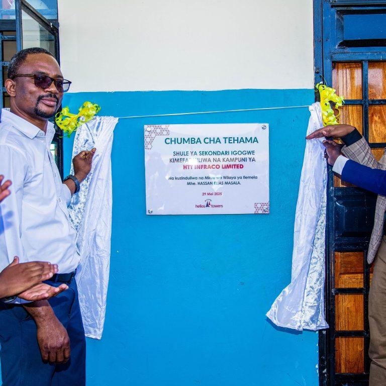 Helios Towers & Camara Education Tanzania (28)