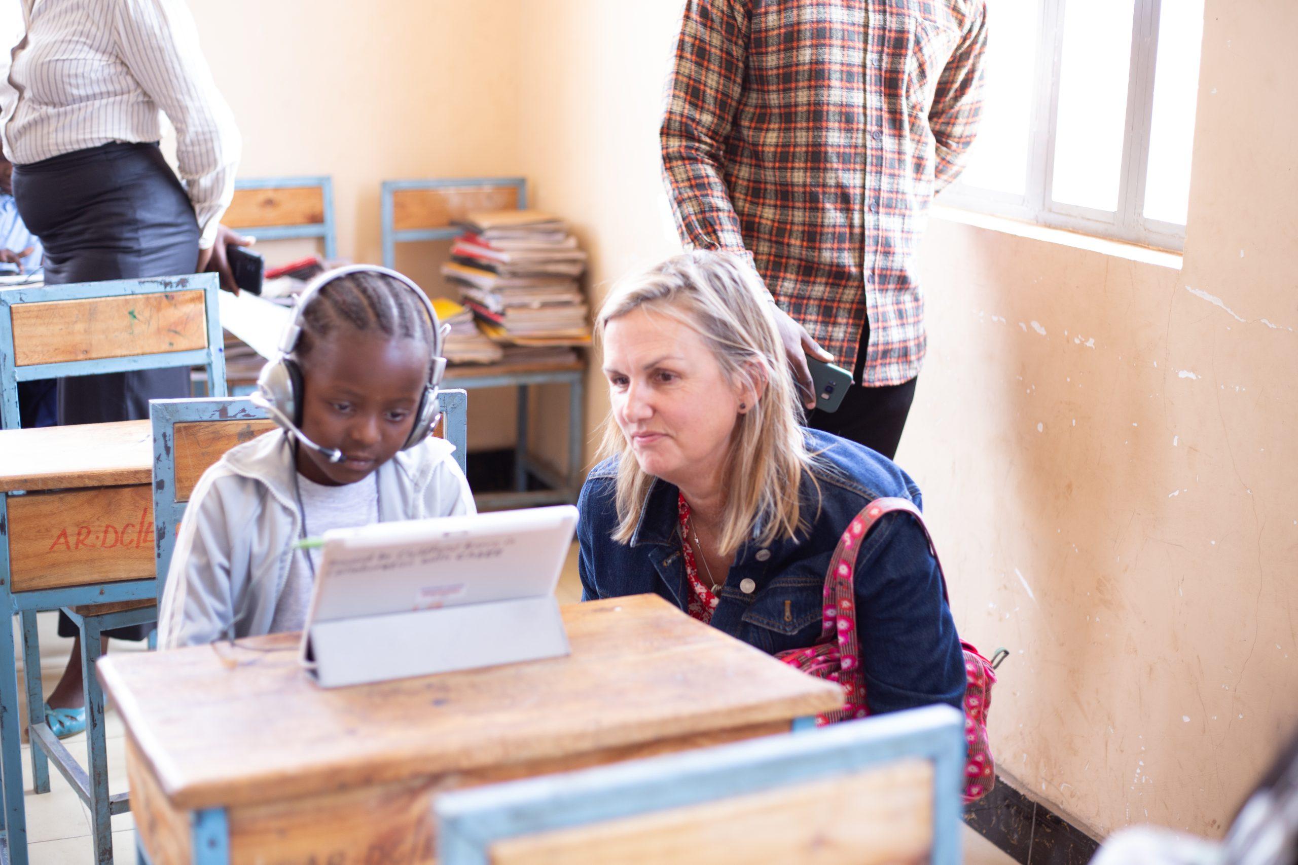 KitKit School - Enaboishu - Camara Tanzania (2)