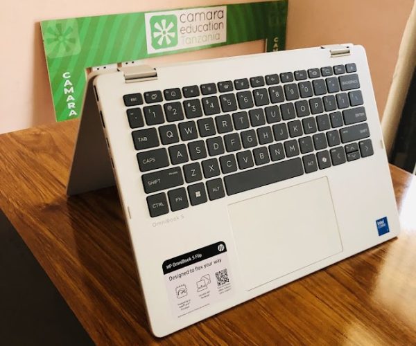 ubora and camara laptop